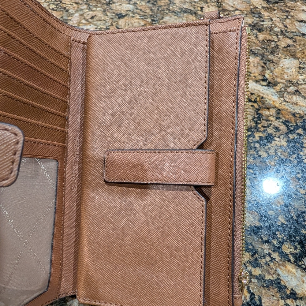 Michael Kors Tan Men's Wallet - Picture 6 of 7